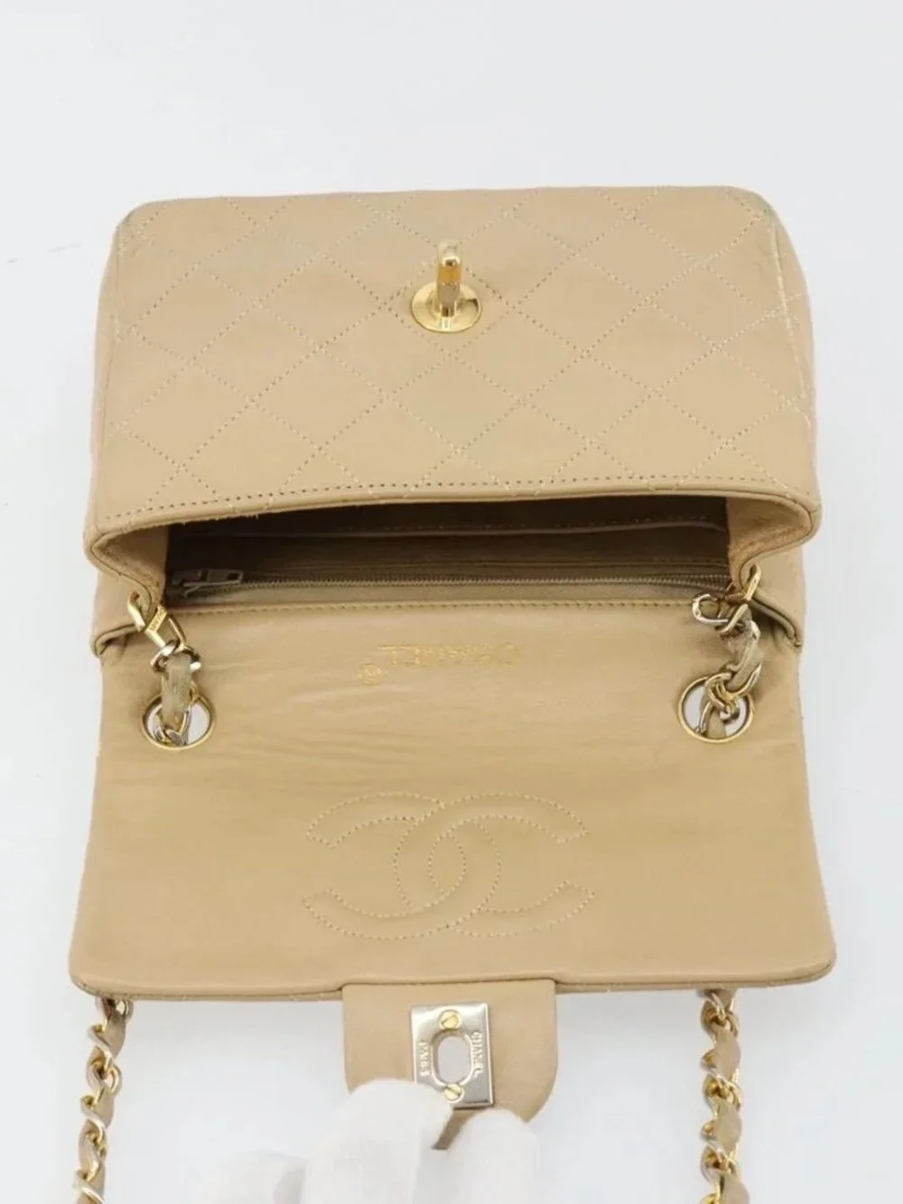 CHANEL Mini Matelasse Chain Shoulder Bag Lamb Skin Beige Gold CC Auth ka4523A